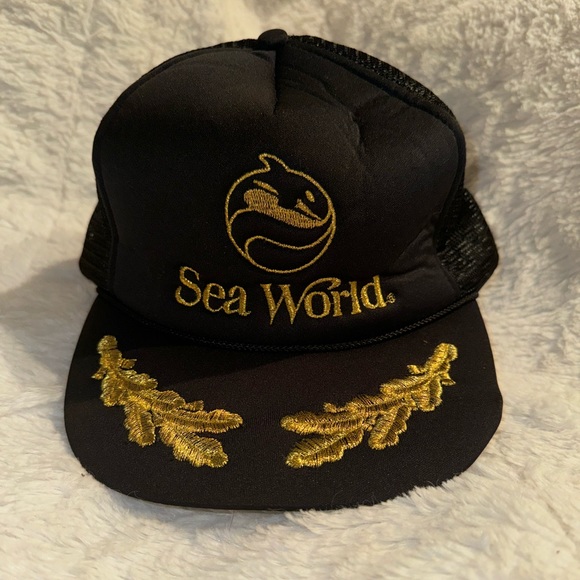 1992 SEAWORD SNAPBACK - Picture 1 of 4